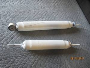 lot 170 image: RANCHO SHOCKS RS5402 AND RS55238