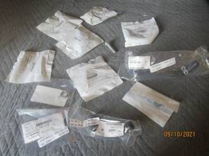 lot 177 image: SUBARU ASSORTED LOT OF BOLTS AND HOSES