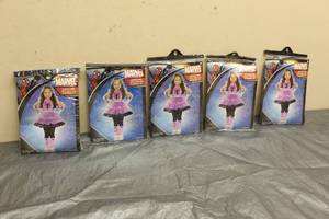 lot 172 image: TOTAL OF 5 MARVEL SPIDER -&nbsp GIRL ARM AND LEG WARMER KITS&nbsp