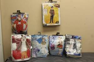 lot 173 image: TOTAL OF 6 ASSORTED HALLOWEEN COSTUMES ADULT KIDS SMALL CHILD SIZES (EACH LOT WILL VARY)