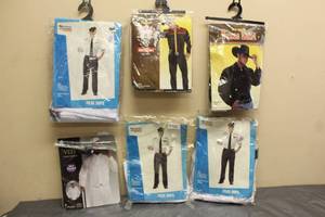 lot 176 image: TOTAL OF 6 ASSORTED HALLOWEEN COSTUMES ADULT KIDS SMALL CHILD SIZES (EACH LOT WILL VARY)