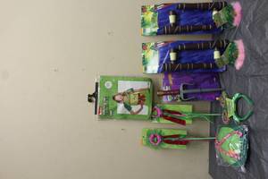 lot 196 image: NICKELODEN TEENAGE MUTANT NINJA TURTLES ACCESSORY LOT  SEE PICS&nbsp