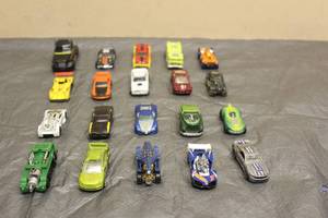 lot 27 image: LOT OF 20 ASSORTED HOT WHEELS&nbsp