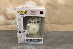 lot 42 image: FUNKO POP PUSHEEN SUPER PUSHEENICORN # 15
