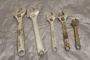 lot 64 image: LOT OF ASSORTED WRENCHES&nbsp