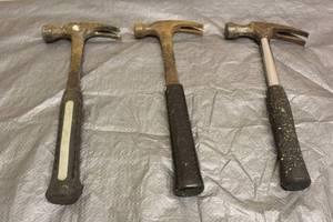 lot 68 image: LOT OF 3 CLAW HAMMERS