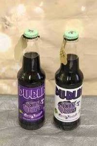 lot 74 image: 2 VINTAGE DUBLIN TEXAN GRAPE CRAFT SODA