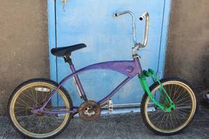 lot 81 image: LOW RIDER FRAME BICYCLE&nbsp