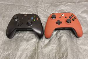 lot 110 image: 2 XBOX ONE WIRELESS CONTROLLERS&nbsp