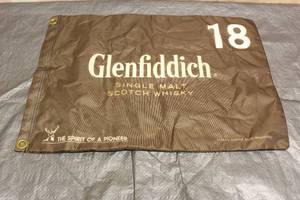lot 127 image: GLENFIDDICH SINGLE MALT SCOTCH WHISKEY FLAG 20X14