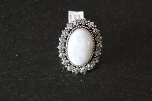 lot 213 image: RAINBOW MOON STONE GERMAN SILVER RING SIZE 6