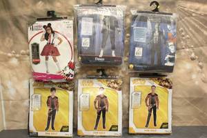 lot 15 image: 6. ASSORTED HALLOWEEN COSTUMES VARIOUS SIZES SEE PICS