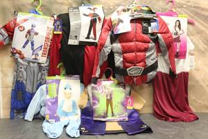 lot 28 image: 6. ASSORTED HALLOWEEN COSTUMES VARIOUS SIZES SEE PICS