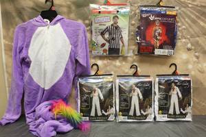 lot 83 image: 6. ASSORTED HALLOWEEN COSTUMES VARIOUS SIZES SEE PICS