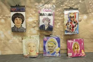 lot 93 image: 6. ASSORTED HALLOWEEN COSTUME&nbsp WIGS&nbsp SEE PICS