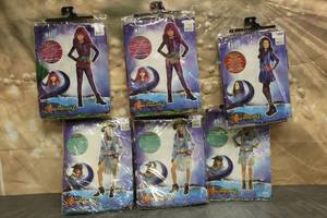lot 119 image: 6. ASSORTED HALLOWEEN COSTUMES VARIOUS SIZES SEE PICS