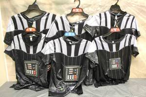 lot 132 image: 6. ASSORTED HALLOWEEN COSTUMES VARIOUS SIZES SEE PICS