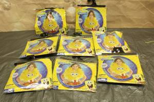 lot 145 image: 8 NICKELODEON SPONGEBOB SQUAREPANTS CHILD BOLERO SHRUGS&nbsp SEE PICS
