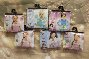 lot 183 image: 6. ASSORTED DISNEY&nbsp HALLOWEEN COSTUME SHRUGSCAPELETS SCARF WRAP&nbsp SEE PICS
