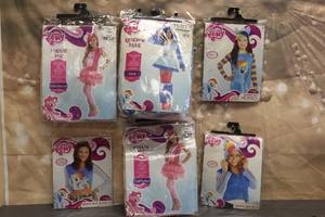 lot 187 image: 6. ASSORTED HALLOWEEN COSTUMES VARIOUS SIZES SEE PICS