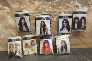 lot 192 image: 8&nbsp ASSORTED HALLOWEEN COSTUMES WIGS&nbsp SEE PICS