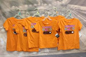 lot 204 image: 6.&nbsp HALLOWEEN CHILD GRAPHIC TEES VARIOUS SIZES SEE PICS