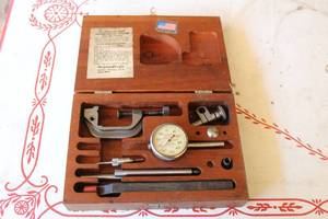lot 15 image: LUFKIN UNIVERSAL DIAL TEST INDICATOR 399A  299A