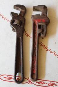 lot 38 image: 2 MILTEX AND LAWSON 10 PIPE WRENCH