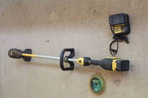 lot 46 image: DEWALT 20V MAX XR BRUSHLESS STRING TRIMMER INCLUDES 2 BATTERIES AND CHARGER&nbsp