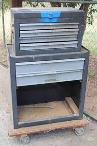 lot 53 image: 7 DRAWER TOOL BOX ATTACHED TO DOLLY CONTENTS INCLUDED