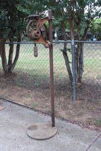 lot 60 image: VINTAGE MANUAL DRILL PRESS WITH CHAMPION HAND BLOWER  FORGE HAND CRANK NO. 101