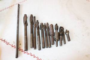 lot 77 image: 13 ASSORTED SIZES AND BRAND SOCKET HEADCAP SCREW SOLID COUNTER BORES&nbsp