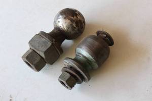 lot 98 image: 2 TRAILER HITCH BALLS&nbsp