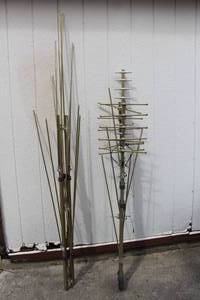 lot 155 image: 2 VINTAGE TELESCOPING RADIO LONG RANGE ANTENNAS&nbsp