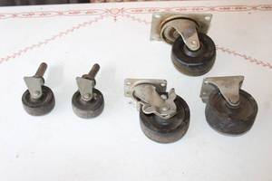 lot 177 image: LOT OF 5 ASSORTED CASTERS