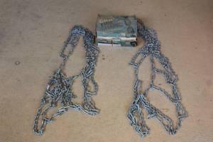 lot 178 image: SET OF QUIK GRIP TIURE CHAINS