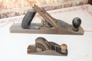 lot 179 image: 2 VINTAGE PLANES&nbsp