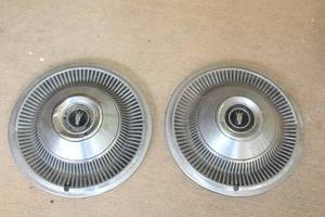 lot 183 image: 2 VINTAGE 1968-70&nbsp FORD LTD MACHINED METAL HUB CAPS