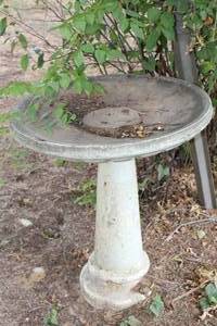 lot 187 image: CONCRETE BIRD BATH
