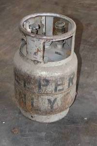 lot 93 image: INDUSTRIAL TRUCK LP GAS TANK FOR FORKLIFTS 13 FULL