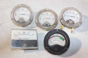 lot 107 image: 5 AMMETER D.C AMPERES 100-200