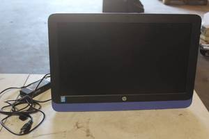 lot 135 image: HP ALL IN ONE PC 22-3130XB NO HARDDRIVE