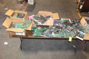 lot 138 image: GENEROUS AMOUNT OF CIRCUITMOTHERBOARDS