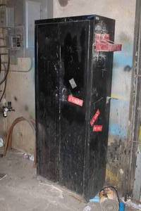 lot 157 image: METAL CABINET WITH CONTENTS MUST TAKE ALL&nbsp ( FAILURE TO TAKE ALL MAY RESULT IN BIDDING BEING DISABLED AND A FEE OF $25 TO RESTORE BIDDING)
