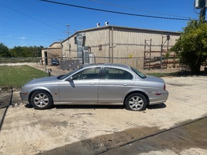lot 2 image: 2003 JAGUAR S TYPE &nbspUPDATE READ DESCRIPTION