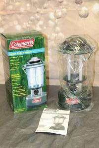 lot 61 image: COLEMAN TUBE LANTERN 5355 NO POWER CORD