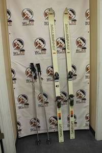 lot 85 image: PAIR OF DYNASTAR OMESOFT SKIS&nbsp WITH SKI POLES&nbsp