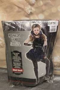 lot 210 image: MIDNIGHT VAMP ADULT SMALL 24