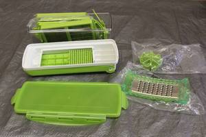 lot 101 image: MULTI PURPOSE USE VEGGIE SLICER&nbsp
