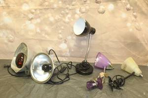 lot 142 image: LOT OF 5 DESK AND WORK LAMPS